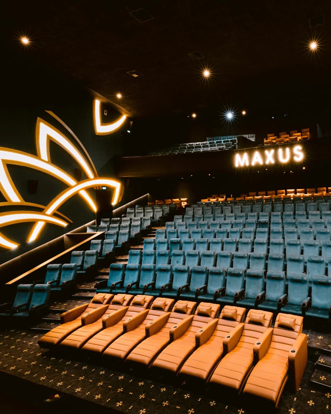 Maxus Cinemas - Kandivali (E)